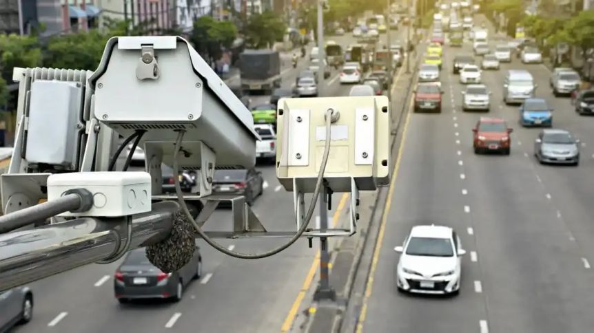 La oposición arrancó el 2025 con proyecto contra los abusos de las fotomultas