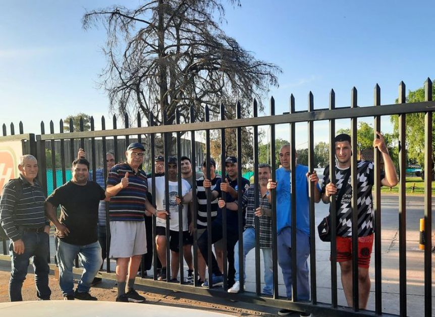 Alerta en General Las Heras por el posible despido de 400 trabajadores en un frigorífico