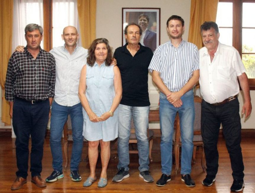 Con “banca” a Kicillof, intendentes peronistas de la Cuarta armaron mesa política