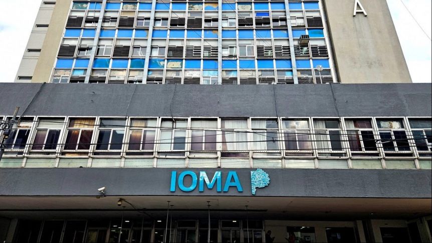 “Políticamente tiene rédito pegarle al IOMA porque le pegás al Gobernador”