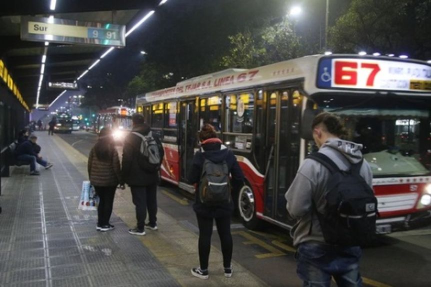 Nuevo paro de colectivos en el AMBA: exigen actualización de subsidios