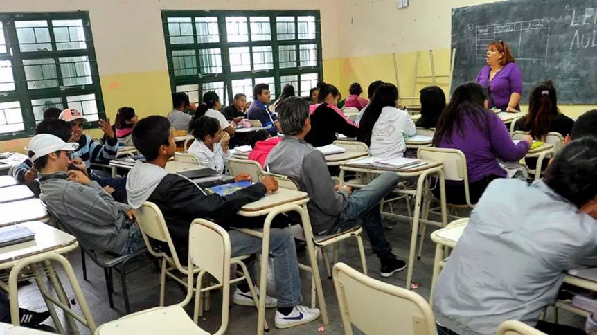 ¿Cuánto cobrarán los maestros? Así quedaron sus salarios tras el acuerdo con la Provincia