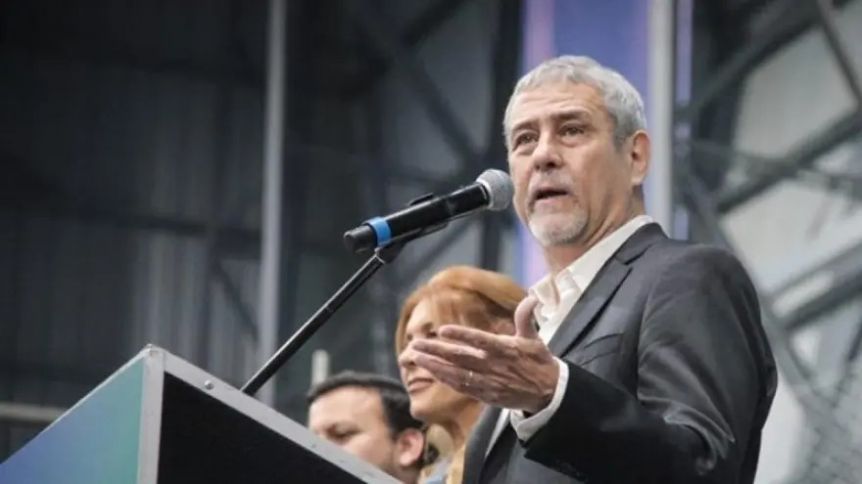 “Se lleva la plata”: Ferraresi lanzó munición pesada contra Caputo por la falta de obra pública