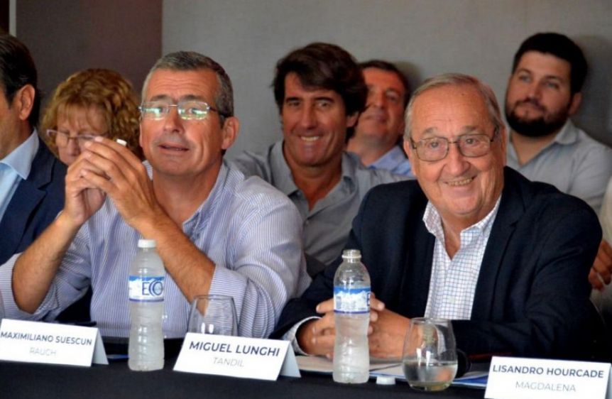 Con clima electoral de fondo, intendentes radicales se congregan en La Plata