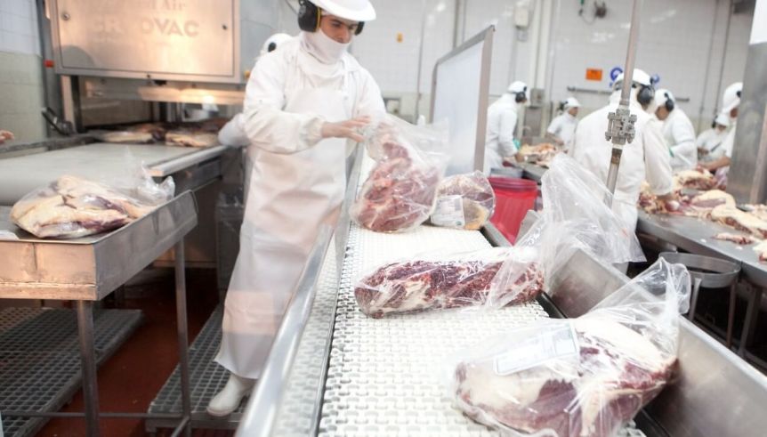 Junto a otros, China suspendió las importaciones de dos frigoríficos bonaerenses