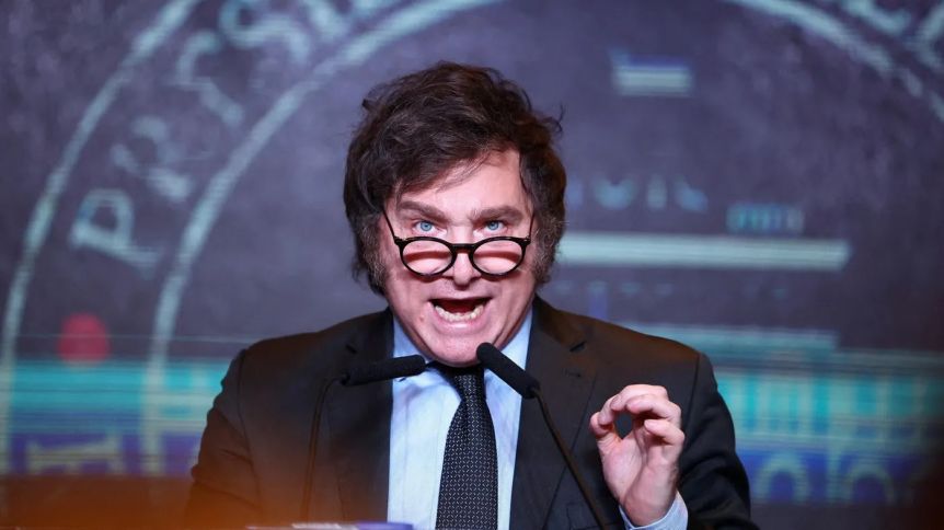 Milei firmó el decreto para el acuerdo con el FMI