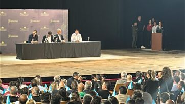 Kicillof: “Lo mejor es que la elección sea en dos días distintos”