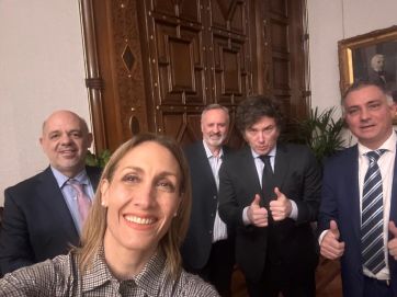 Joaquín de la Torre pegó el portazo y abandona el bloque libertario en el Senado