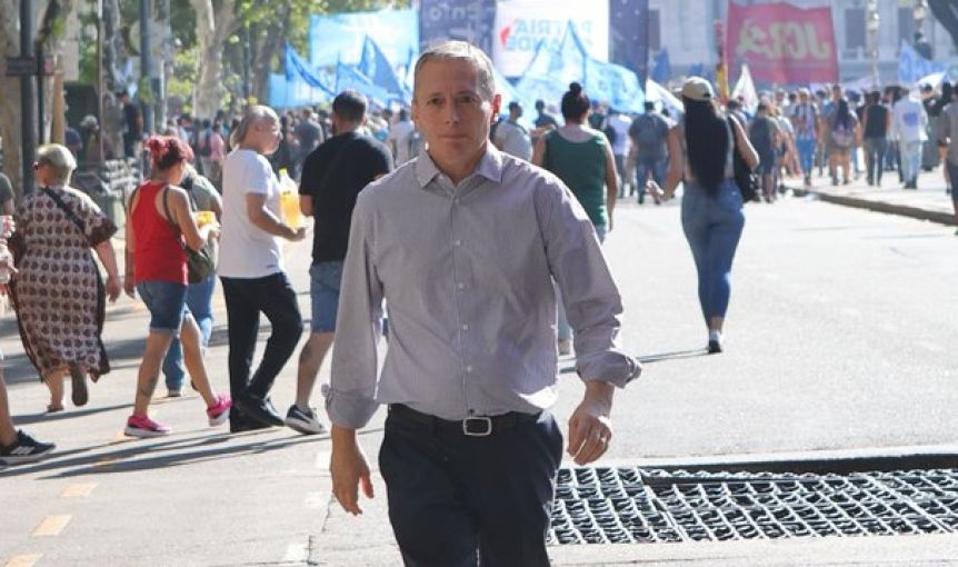 Gray sin filtro: “Estamos hartos de las internas partidarias”