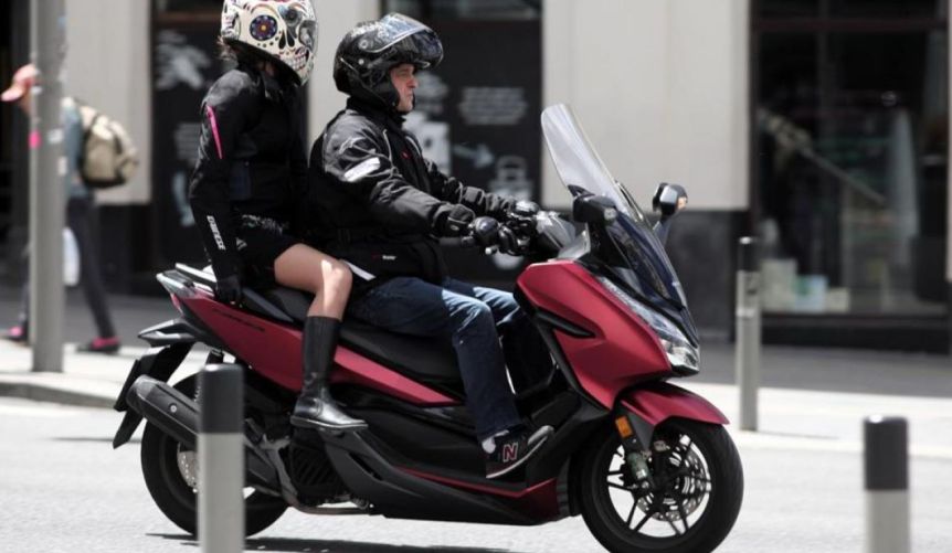 Analizan restringir el transporte en moto por seguridad