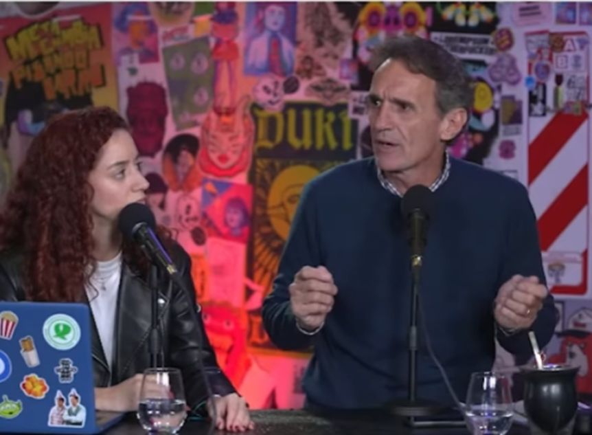 Un ministro bonaerense se lanzó al streaming para tejer lazos con la juventud