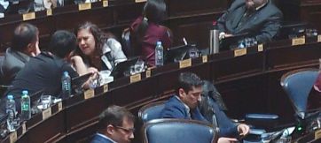 Sigue todo roto: fuerte cruce de Susana González contra los diputados “que actúan como opositores”