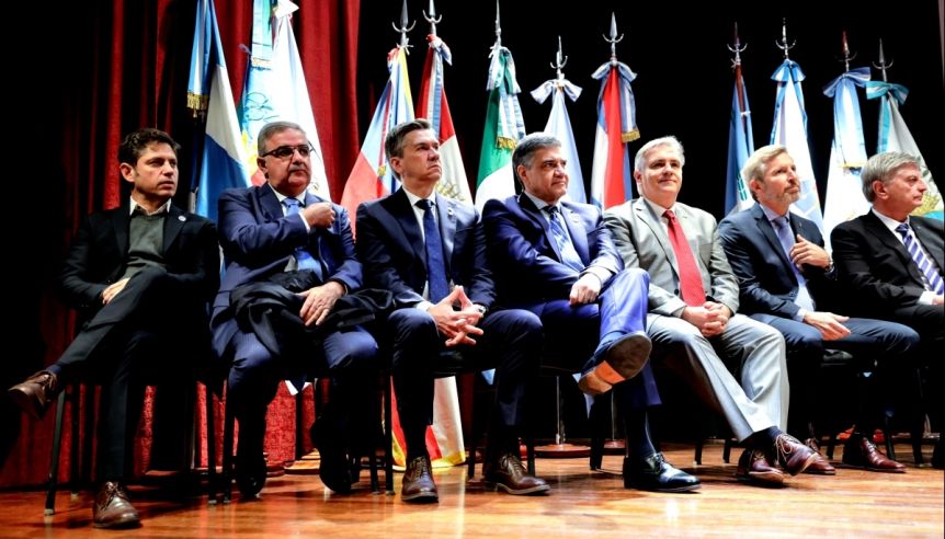 Kicillof salta el cerco hacia una provincia amarilla para reencontrarse con gobernadores