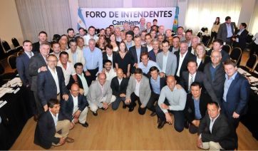 Alianzas a la carta, Lista 3 y dos candidatos “gourmet”, en el menú electoral de la UCR