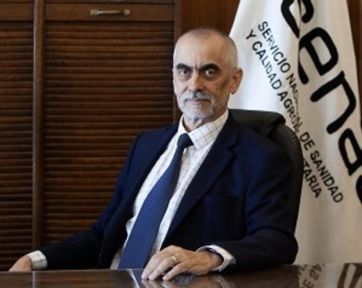 En medio de la guerra por la vacuna antiaftosa, renunció el presidente del Senasa