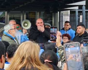 Por rumores de cierre y despidos masivos, se convocó a un paro en el Hospital Naval 