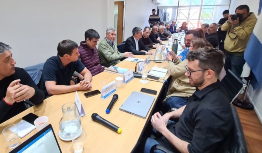 La Provincia convocó a estatales y docentes para una nueva negociación paritaria