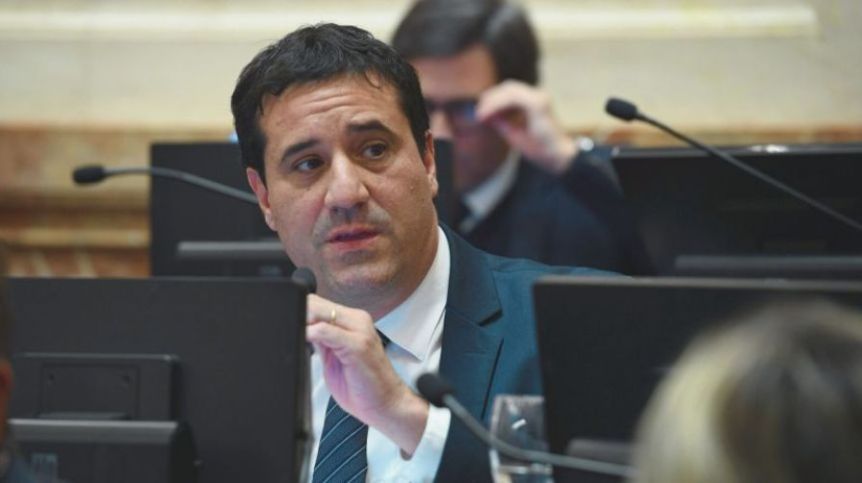Abad apuntó contra las candidaturas testimoniales: “Es una burla abierta y una trampa institucional”