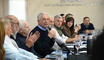 Alak, al frente de un encuentro de candidatos