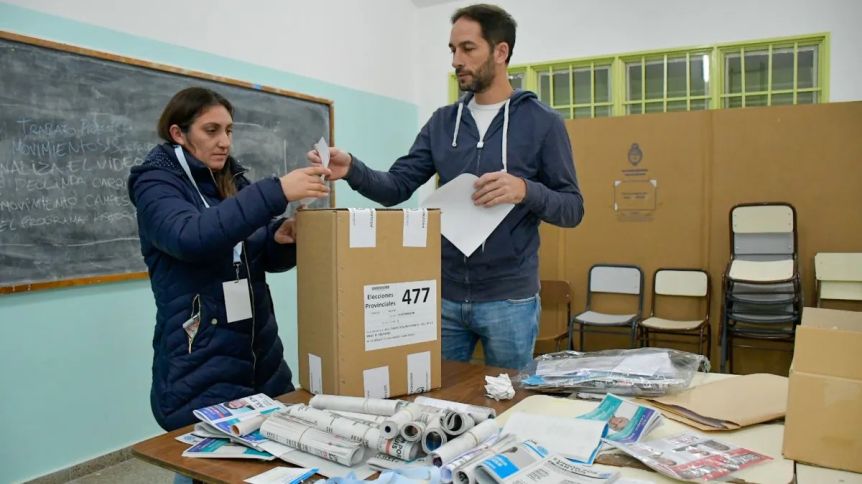 Provincia rompe el chanchito y aprueba incentivos para el personal electoral