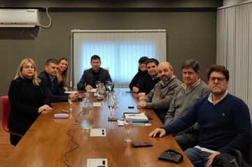 ¿UCR out?: un detalle reglamentario podría dejar al partido fuera de Somos Buenos Aires