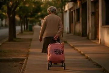 Somos Buenos Aires: con IA y el rosa como protagonista lanzó su primer spot de campaña