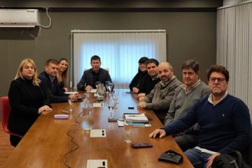Los intendentes UCR resisten a Randazzo y la Convención se reúne de urgencia