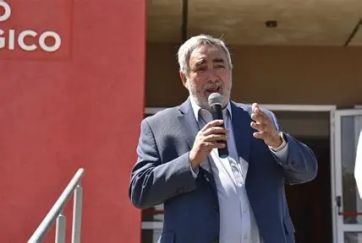 Con un lilito a la cabeza, la UCR de Fernández arma con la Coalición Cívica para octubre