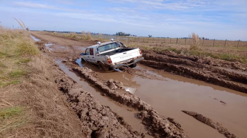 La oposición busca declarar la emergencia en caminos rurales bonaerenses