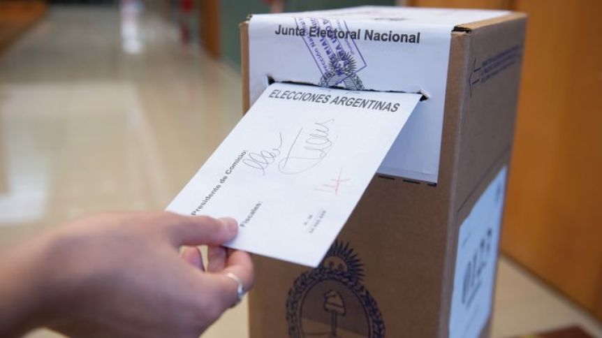 El desdoblamiento bonaerense y la ley que cambia la política del escrutinio