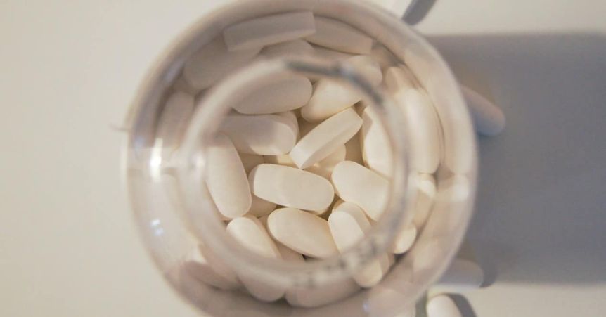 El ibuprofeno y el paracetamol podrían ser los responsables de la resistencia a los antibióticos