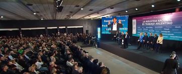 Kicillof: “No buscamos desestabilizar a Milei, buscamos que pare de ajustar y perseguir”