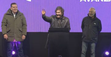 Milei defendió a Karina y fustigó al peronismo: “Están asustados y desesperados”