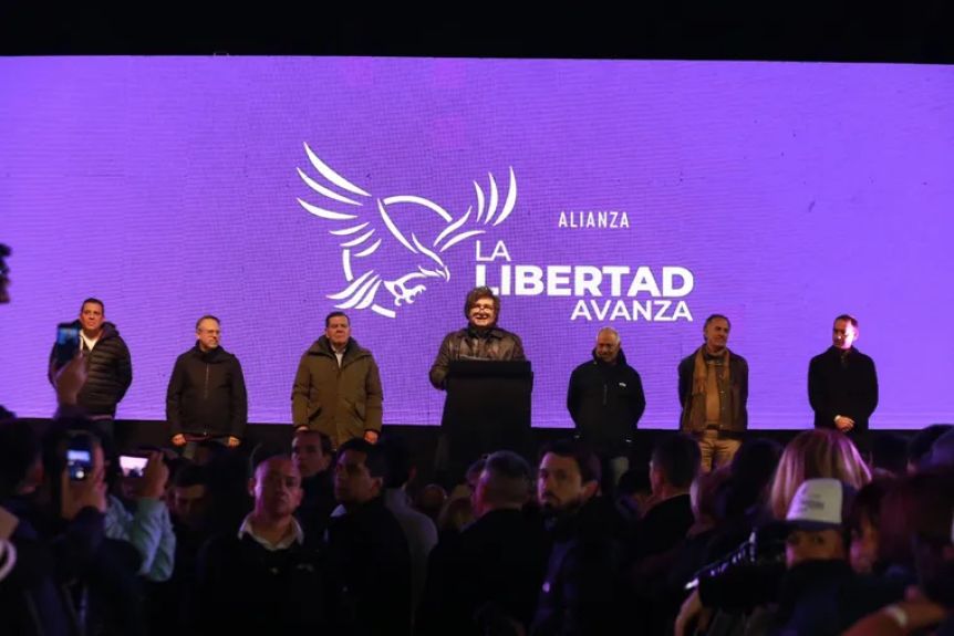Cauteloso, Milei aún no confirma su participación en el búnker de La Plata