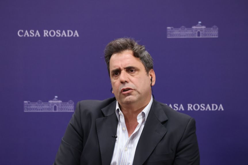 En medio de la crisis política y económica, Milei eligió a su ministro del Interior