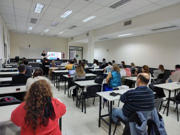 Elecciones: capacitan a las autoridades de mesa en la provincia de Buenos Aires