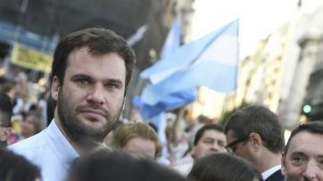 Una campaña teñida de amarillo