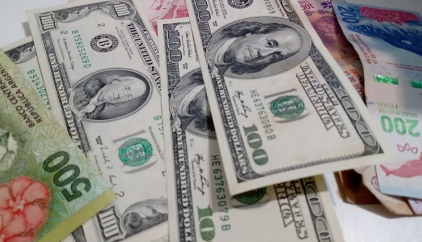 Swap y elecciones: sube el blue y los mercados se mantienen con volatilidad
