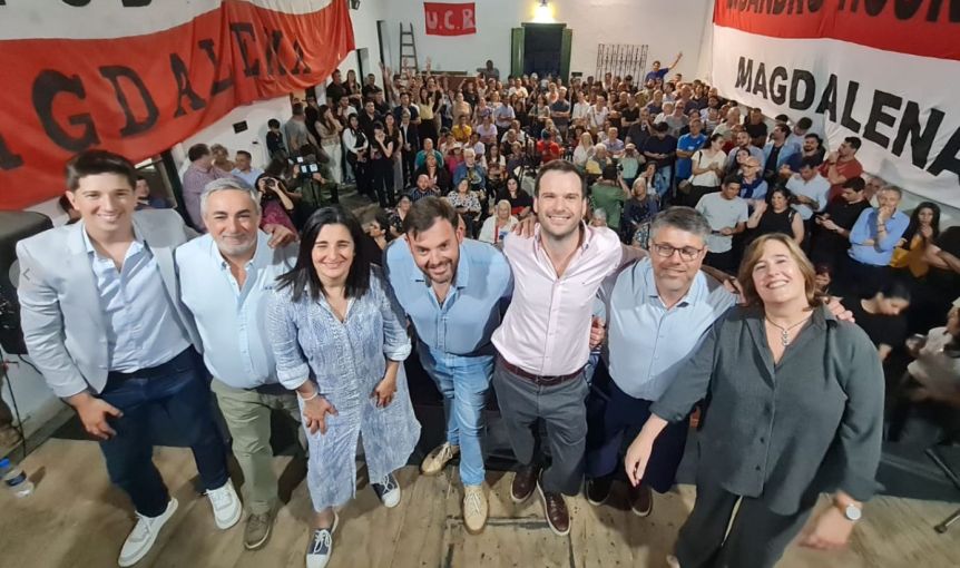 La Coalición Cívica cerró su campaña advirtiendo sobre “la trampa de la polarización”