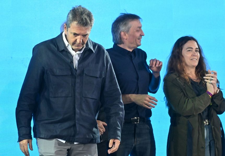 El papelón electoral de Fuerza Patria pone al peronismo al borde del estallido interno