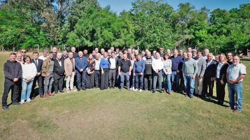 “No alcanza con el peronismo”: intendentes kicillofistas en busca de “otro camino”