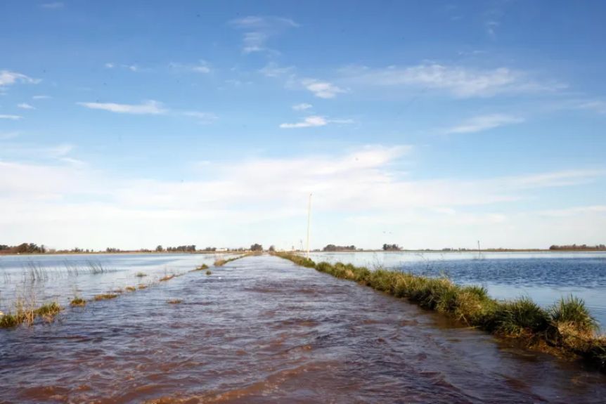 Nación tomó nota y retoma obras y asistencia en los distritos rurales bajo el agua
