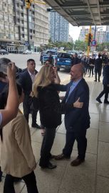 En medio de un gran operativo policial, Karina Milei llegó a Mar del Plata