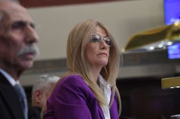 Entre el clásico y los ricoteros, la sesión del Senado madruga para no perder manos