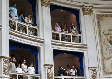 Recibieron diplomas los legisladores electos en medio del debate por el endeudamiento