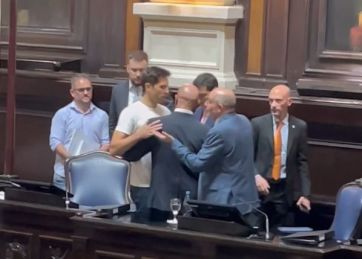 Insólito choque en Diputados por un intendente que quiso recuperar su banca