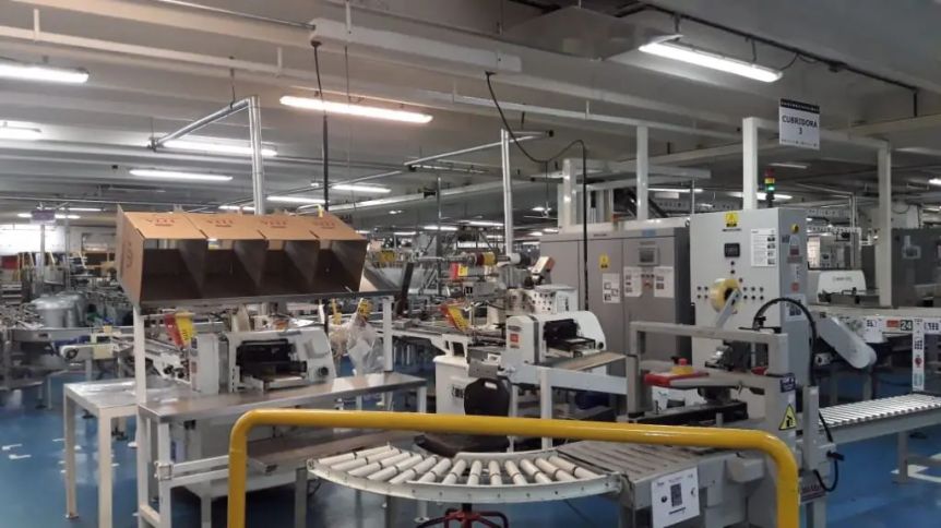 Inédito: una megaplanta de golosinas paró la producción hasta el año que viene
