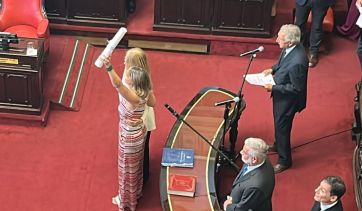 En una sesión con presencias de peso, asumen los nuevos senadores bonaerenses