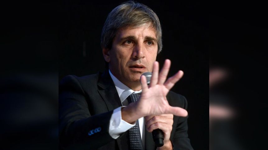 Caputo volvió a cargar contra un intendente del conurbano: “No compren nada”