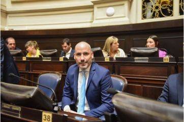 Ruptura en el bloque PRO: dos senadores se suman al team Passaglia